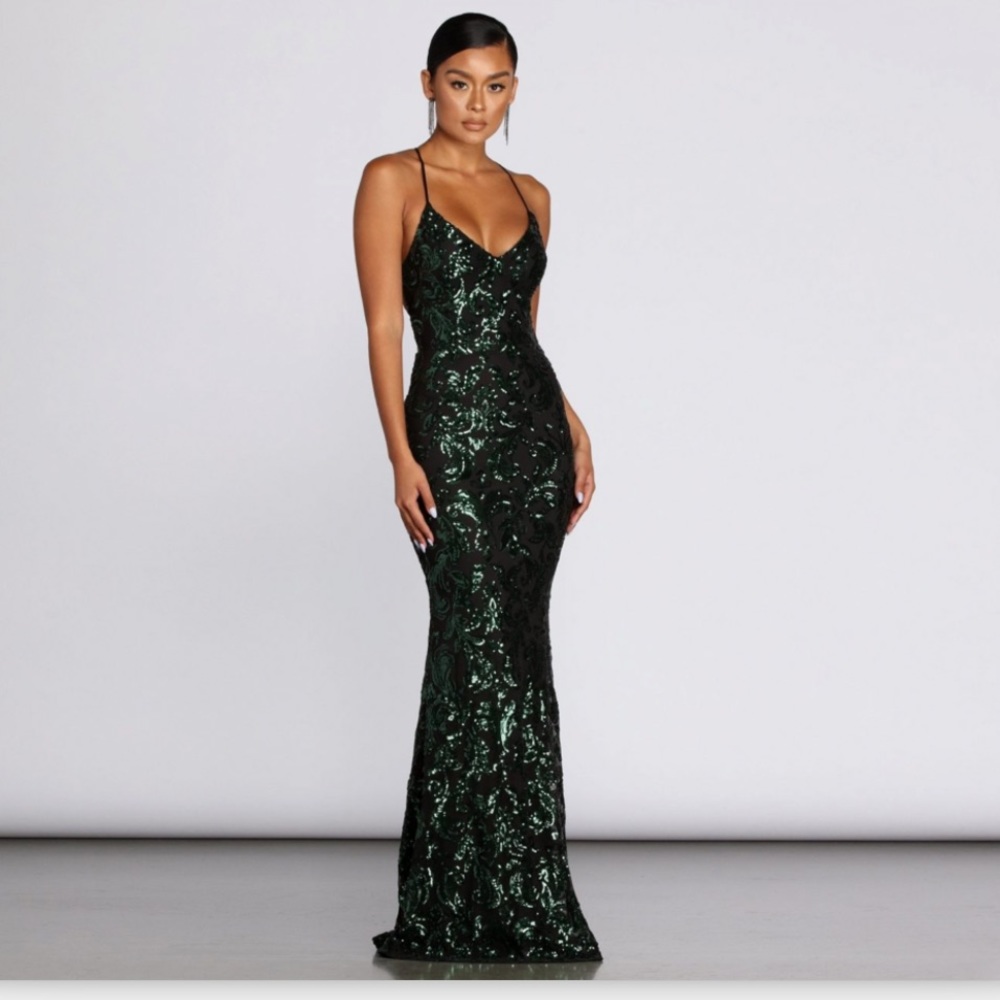 💚 Taisia Formal Sequin Scroll Dress